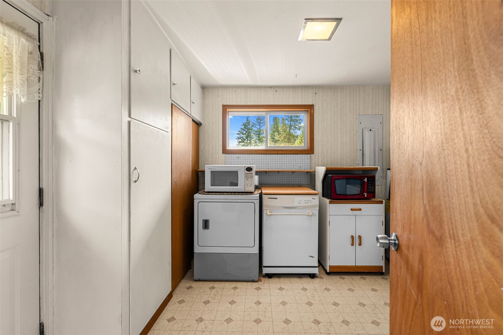 826 Pine Street Property Photo 17