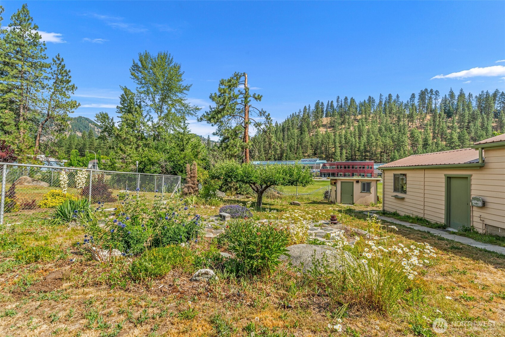 826 Pine Street Property Photo 23