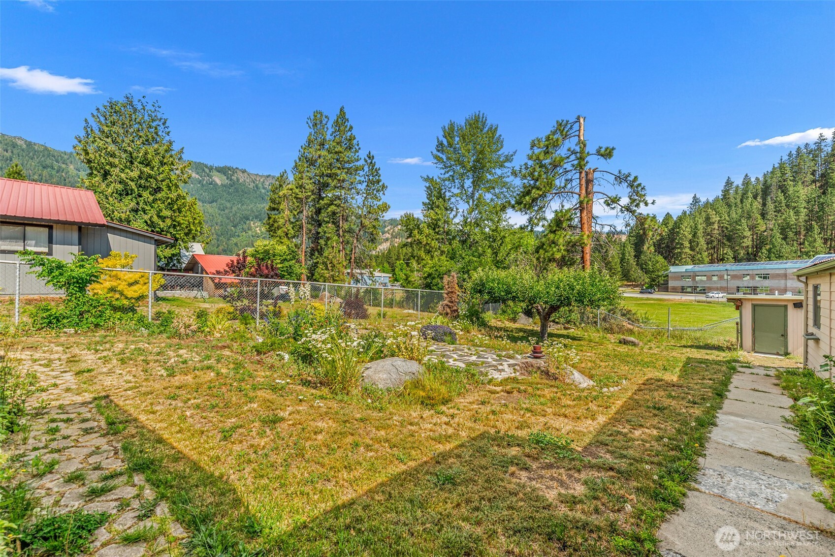 826 Pine Street Property Photo 26