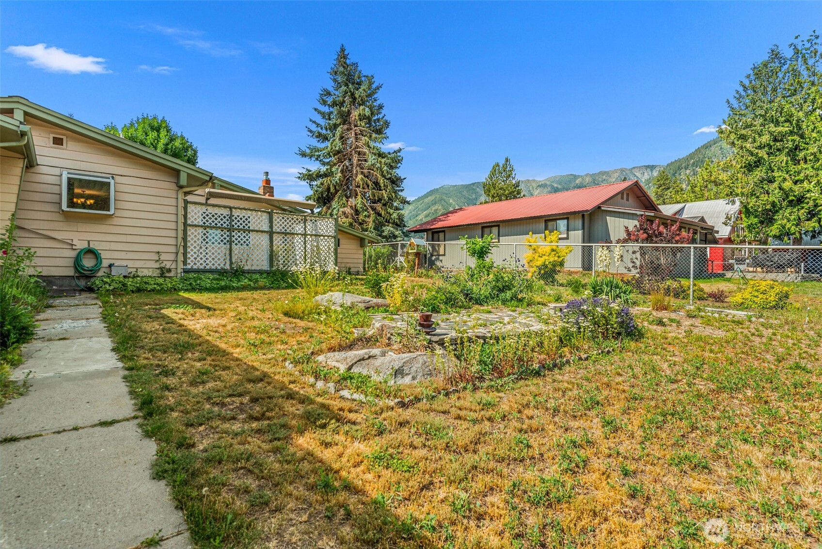 826 Pine Street Property Photo 32