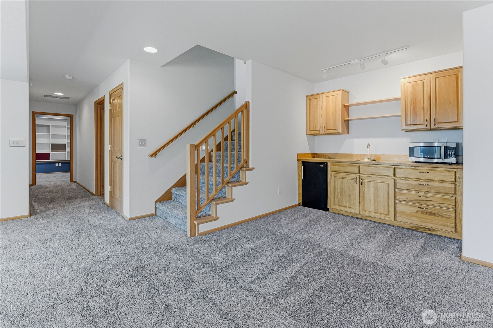 323 Stoneybrook Lane Property Photo 29