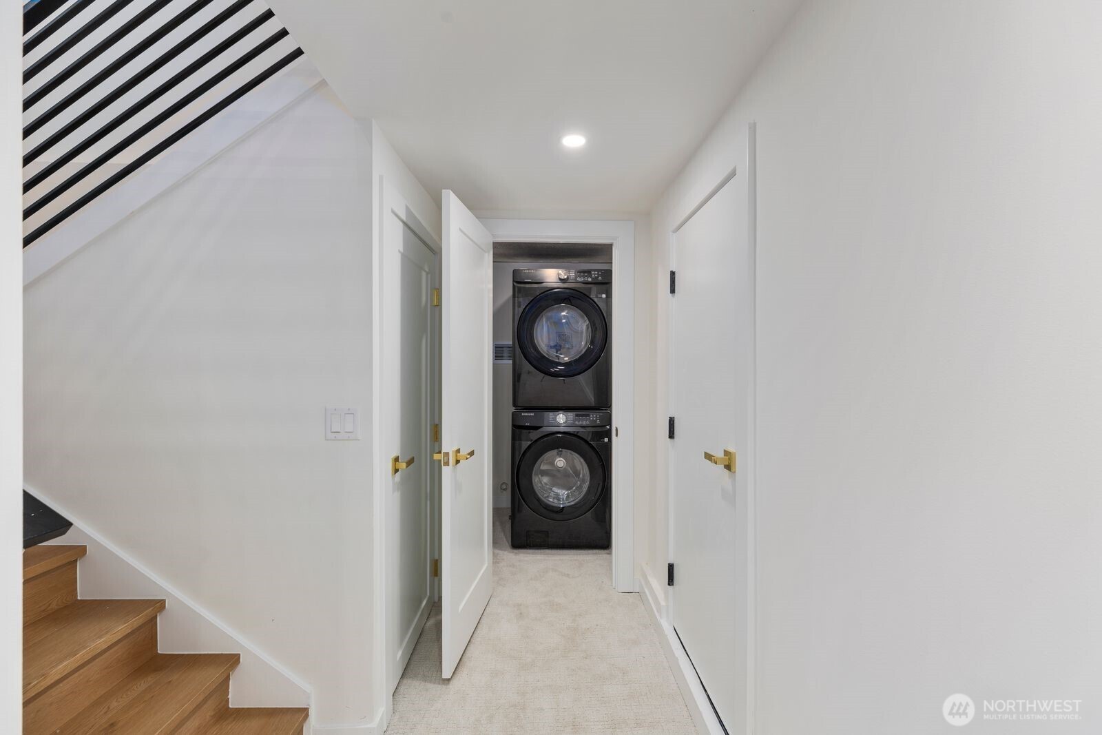 8216 Interlake Avenue Property Photo 17