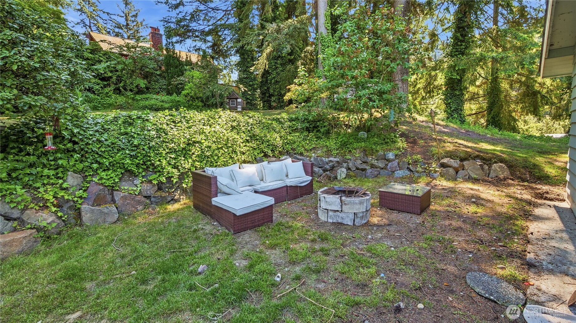18427 Homeview Drive Property Photo 27
