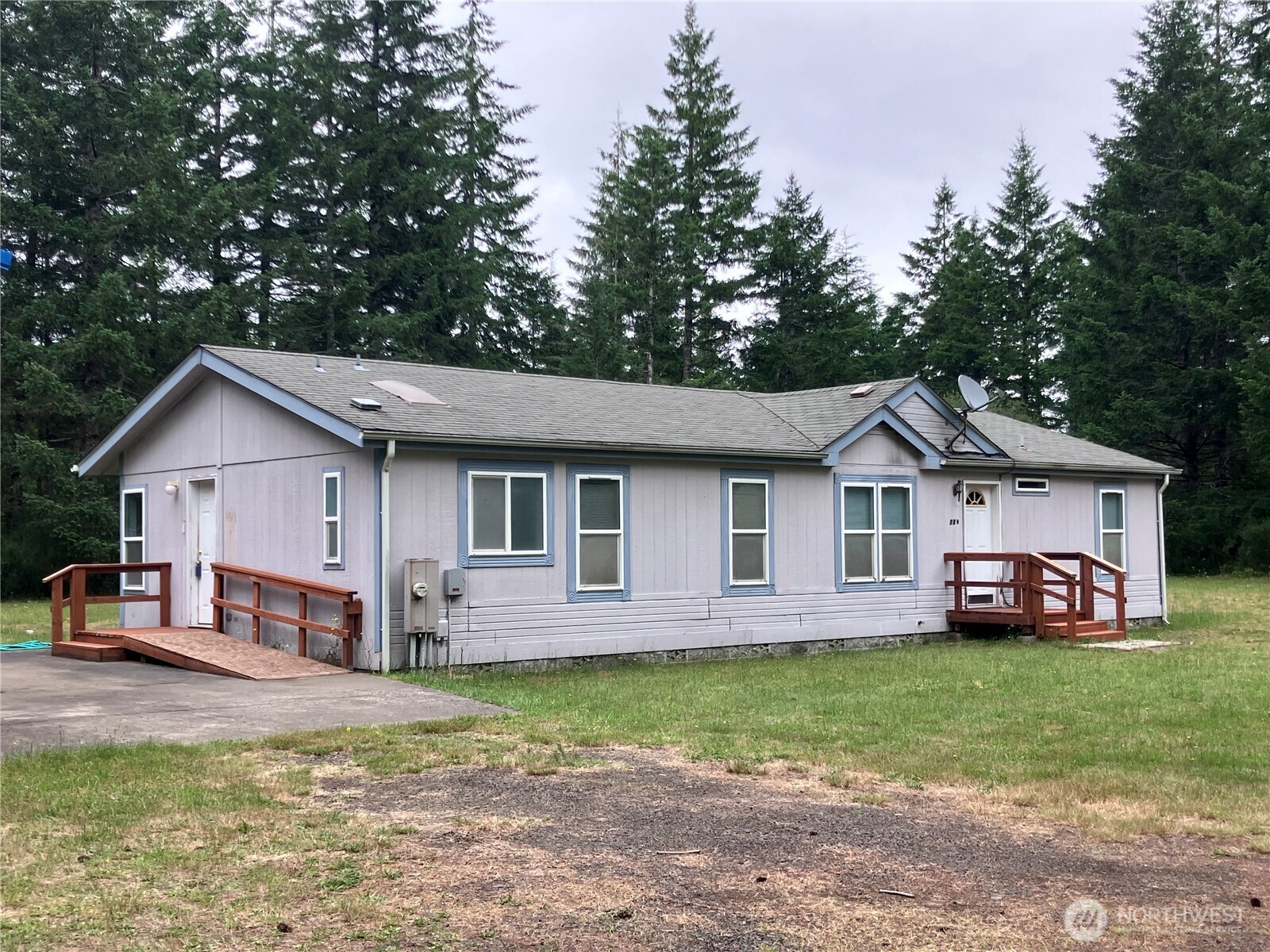 20 W Bridlewood Court Property Photo 3