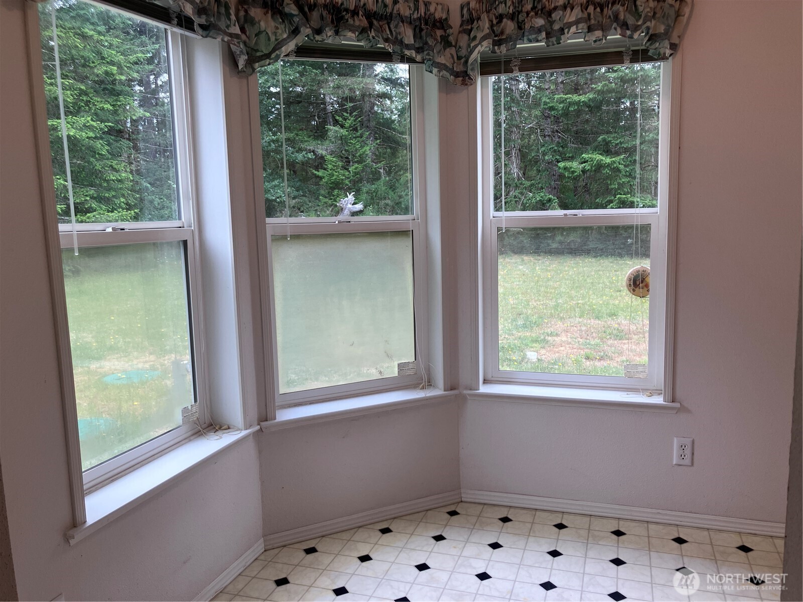 20 W Bridlewood Court Property Photo 19
