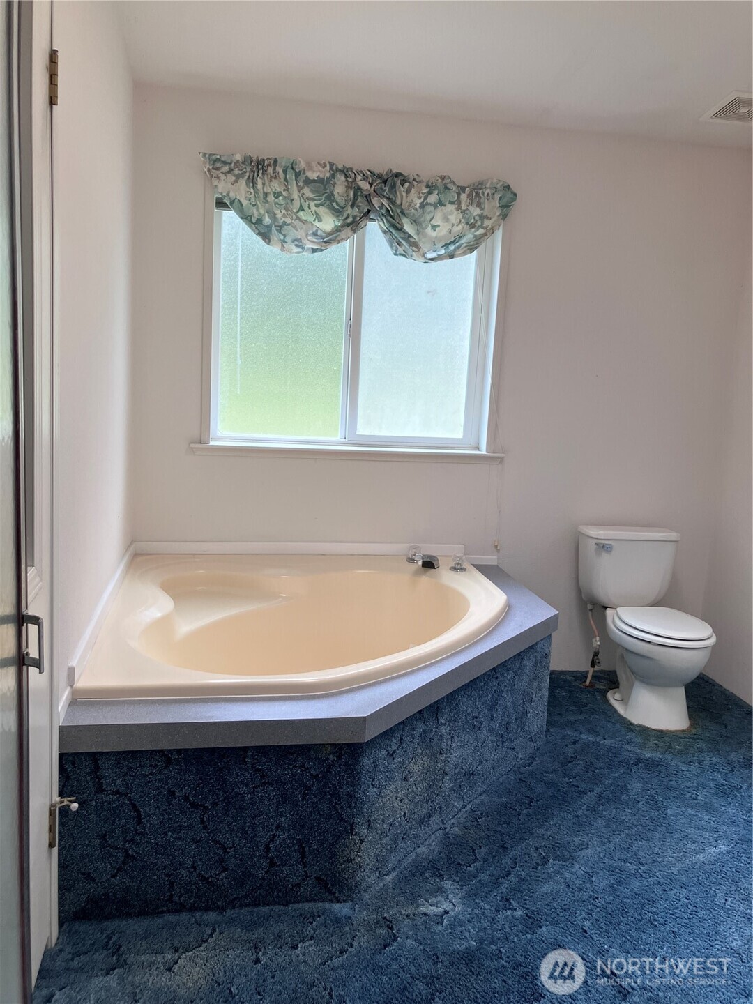 20 W Bridlewood Court Property Photo 26