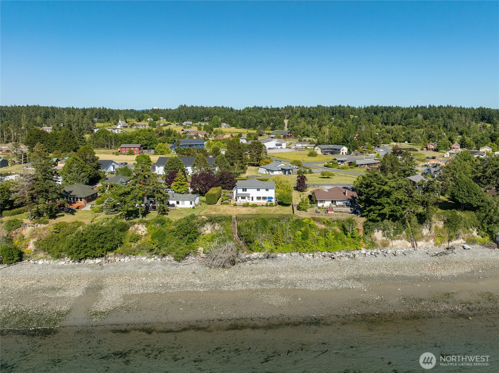 405 Lopez Road Property Photo 5