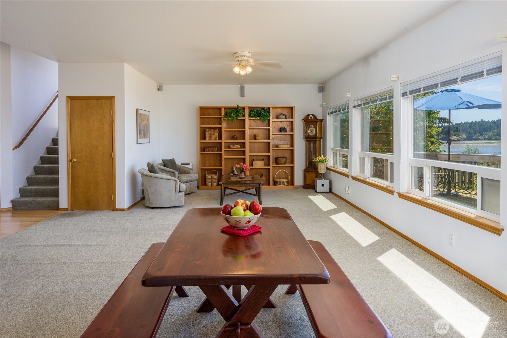 405 Lopez Road Property Photo 9