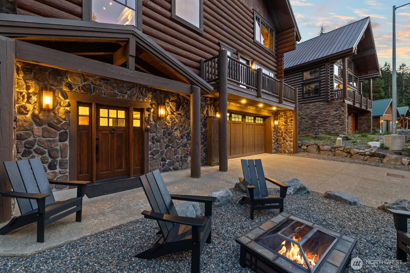 6 Summit Way Property Photo 3