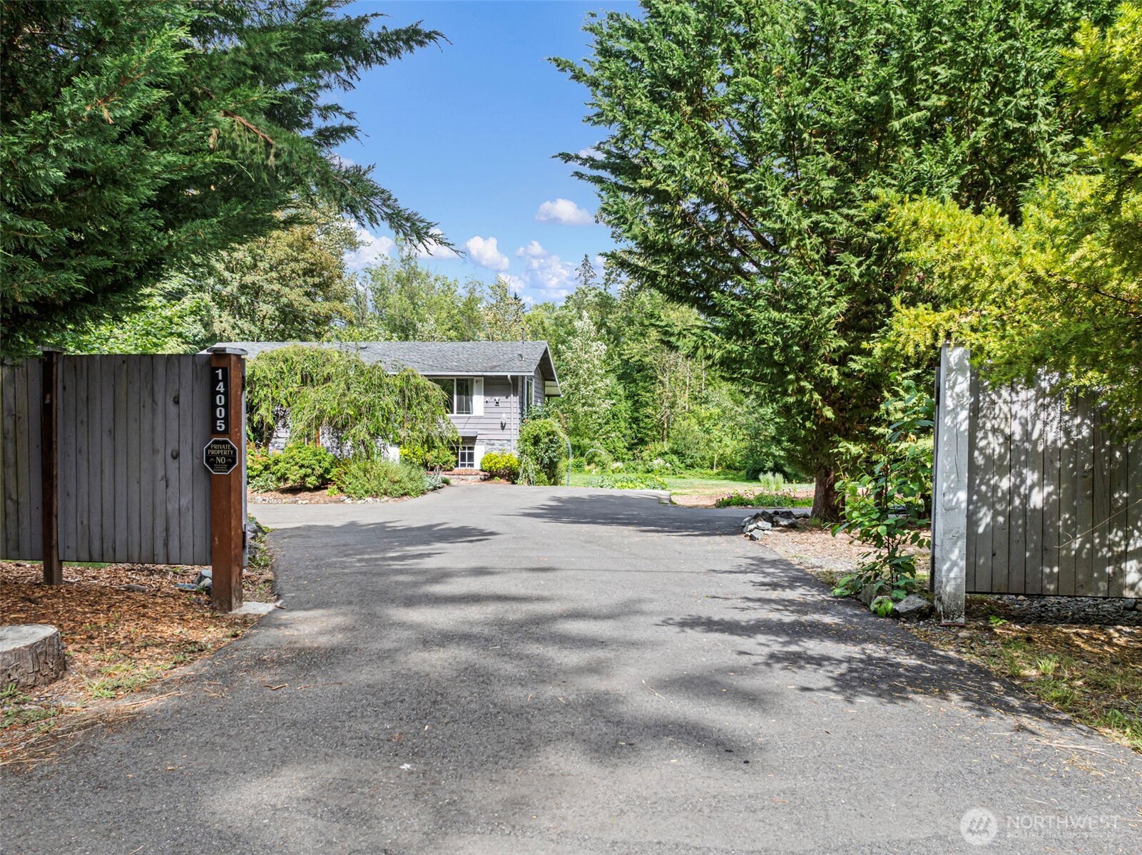 14005 51st Avenue Property Photo 6