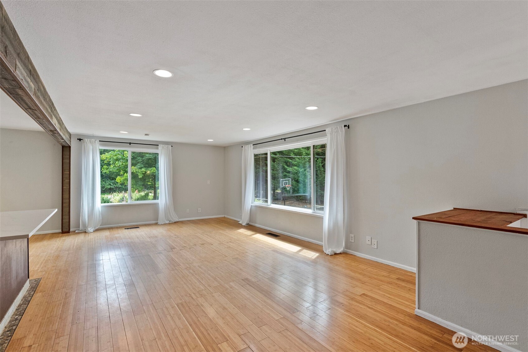 14005 51st Avenue Property Photo 7