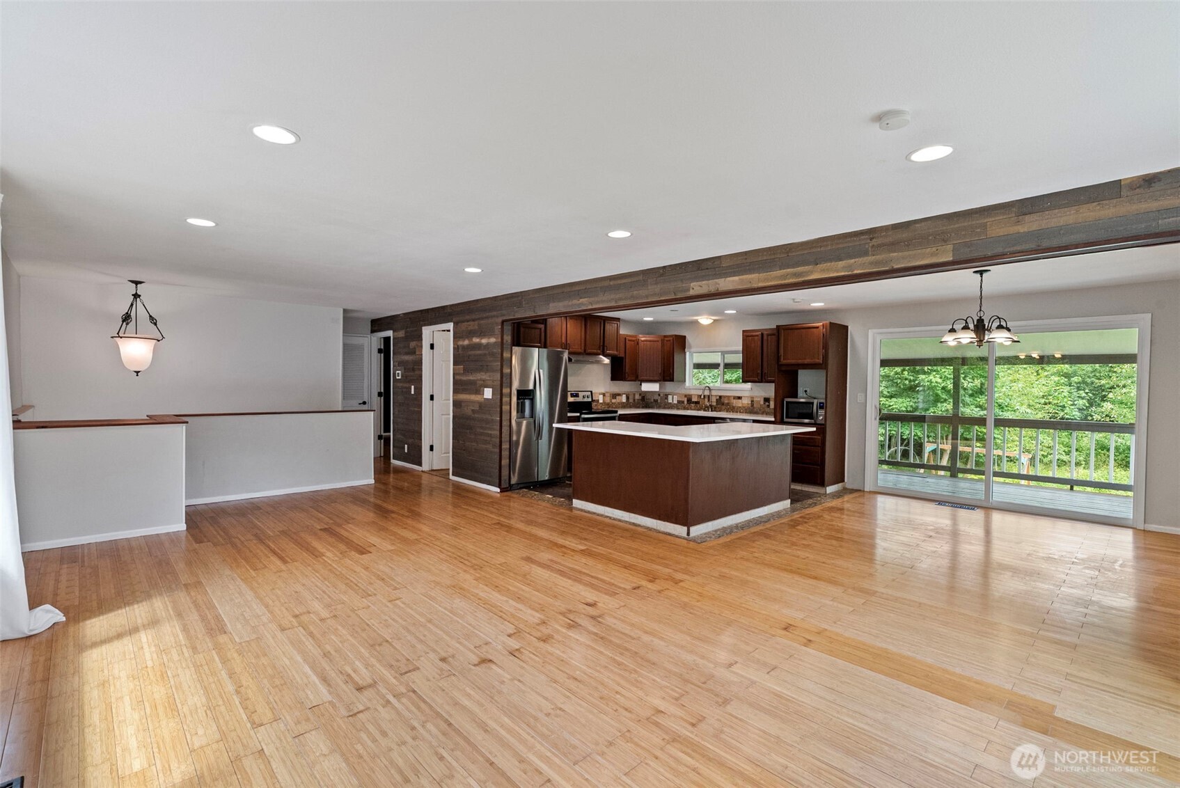 14005 51st Avenue Property Photo 10