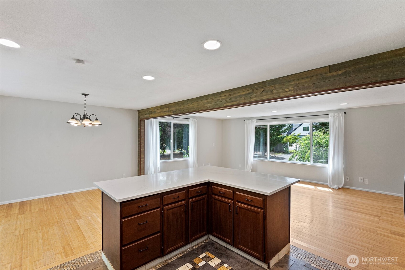 14005 51st Avenue Property Photo 14