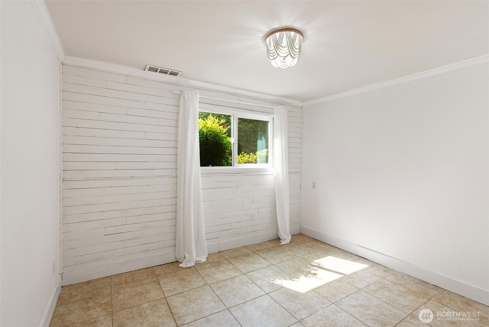 14005 51st Avenue Property Photo 27