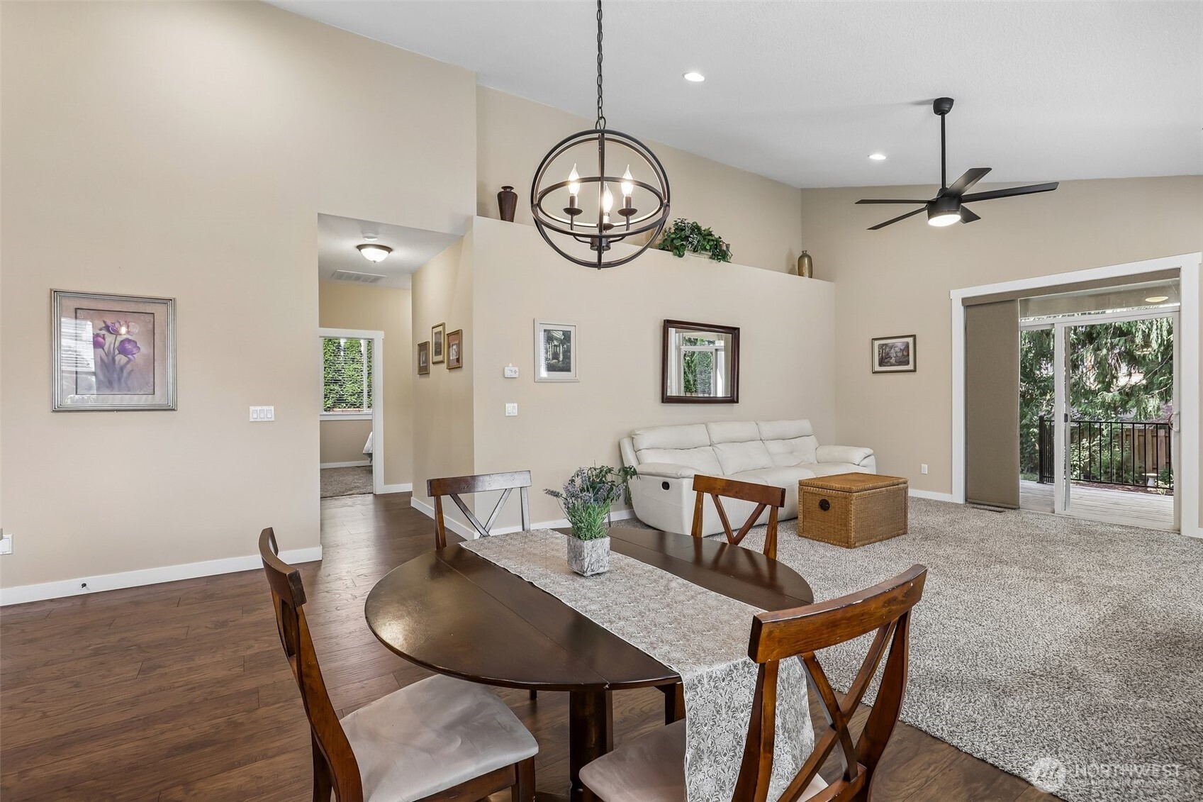 2512 Ne 84th Circle Property Photo 10