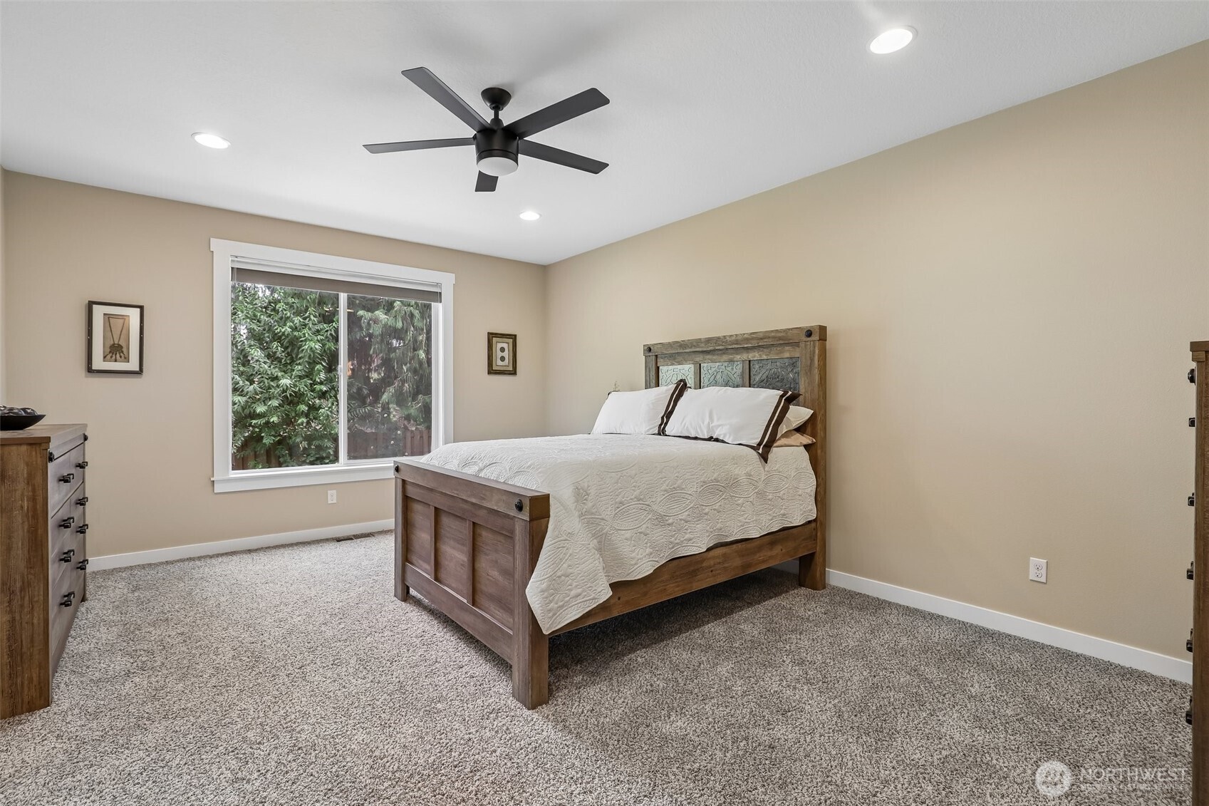 2512 Ne 84th Circle Property Photo 17