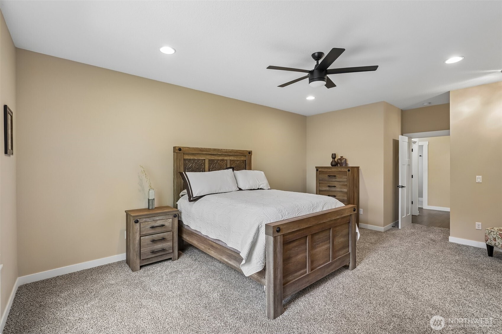 2512 Ne 84th Circle Property Photo 19