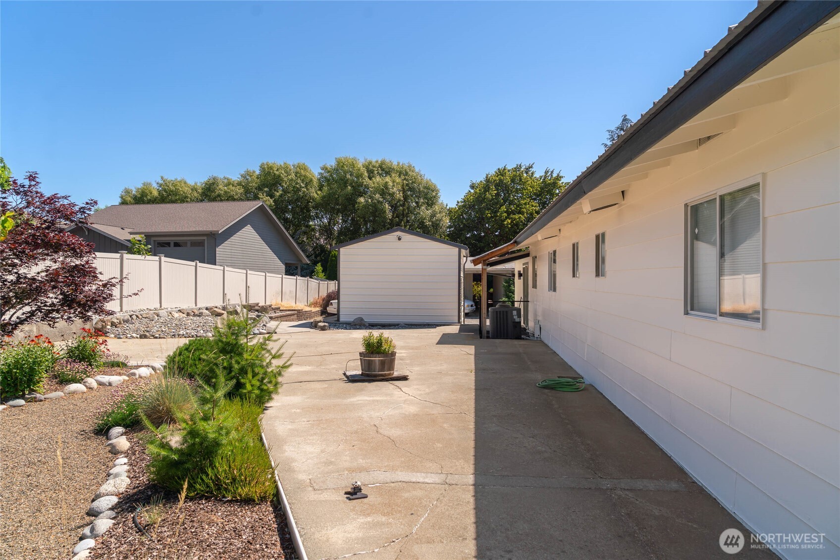 330 Sunnyslope Heights Property Photo 19