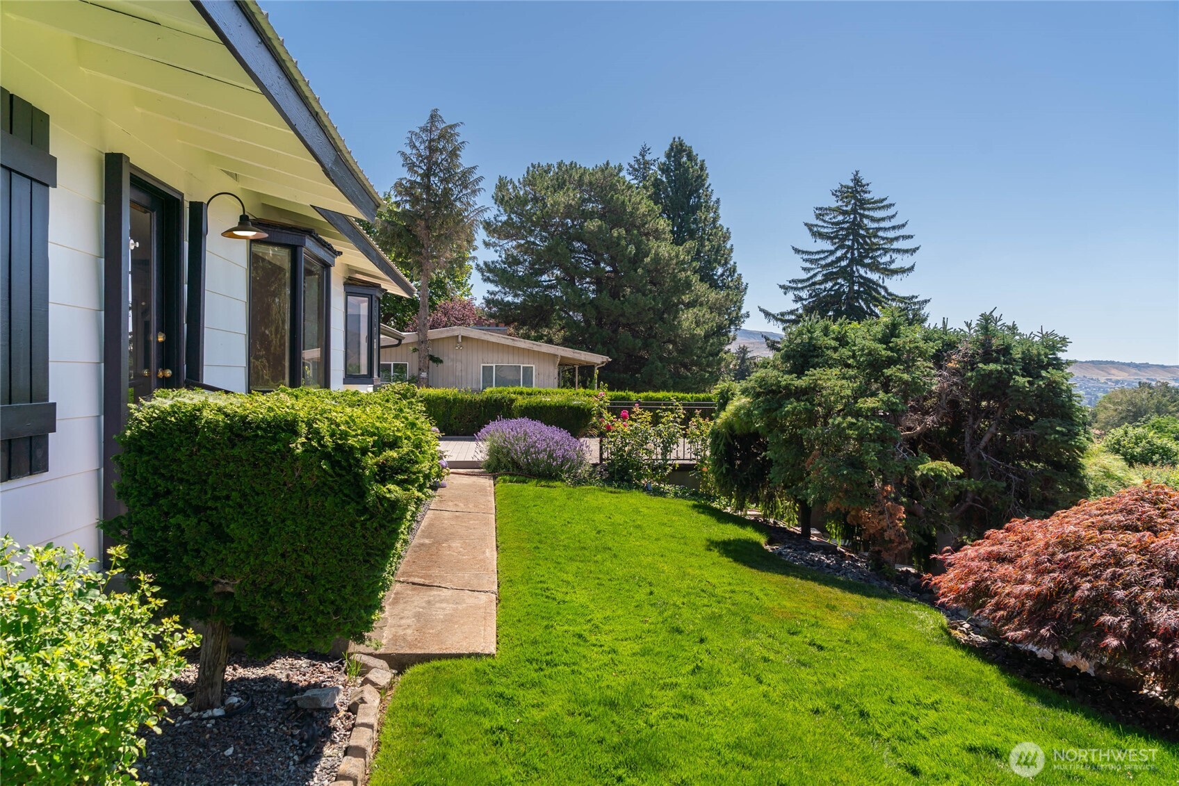 330 Sunnyslope Heights Property Photo 20