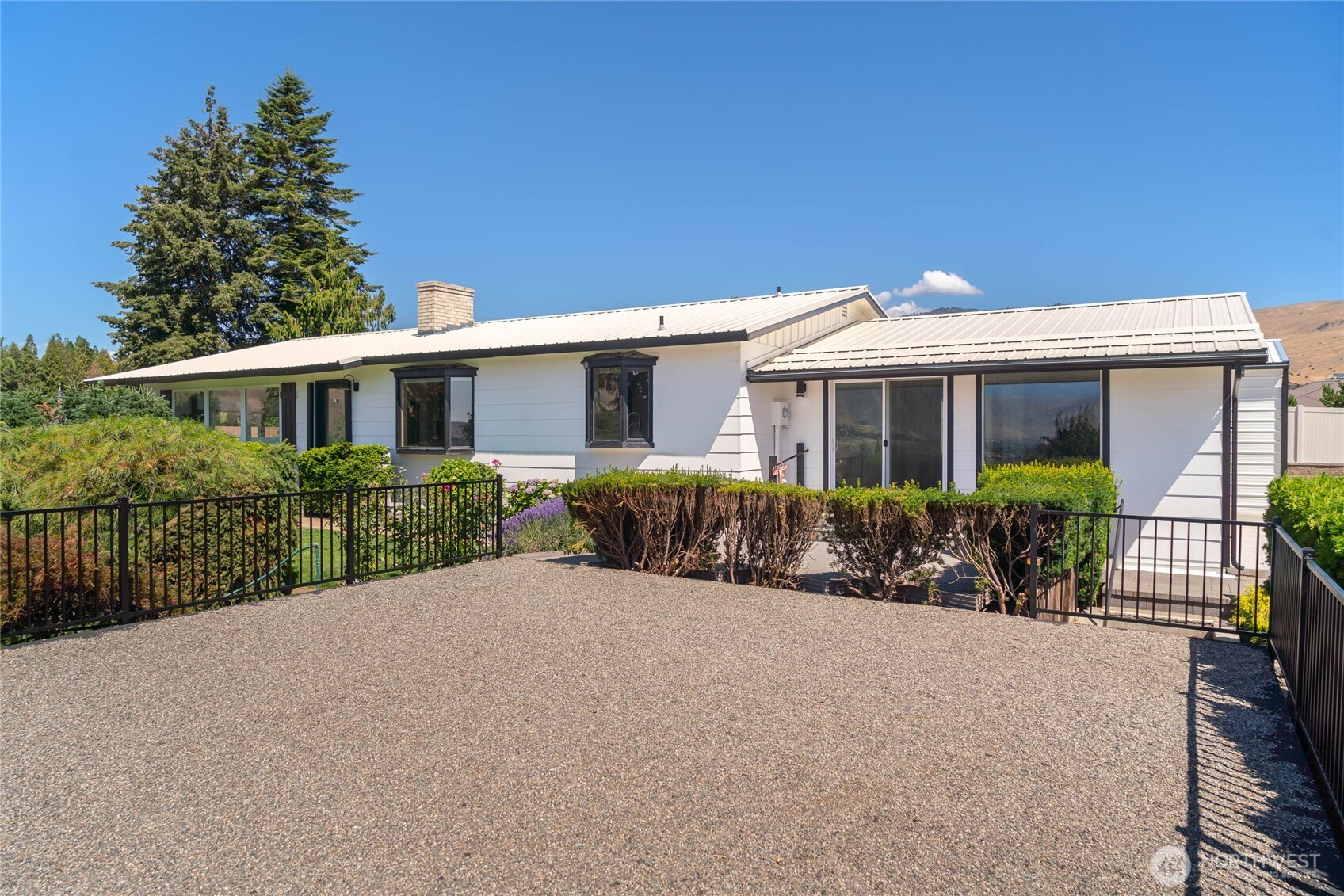 330 Sunnyslope Heights Property Photo 22