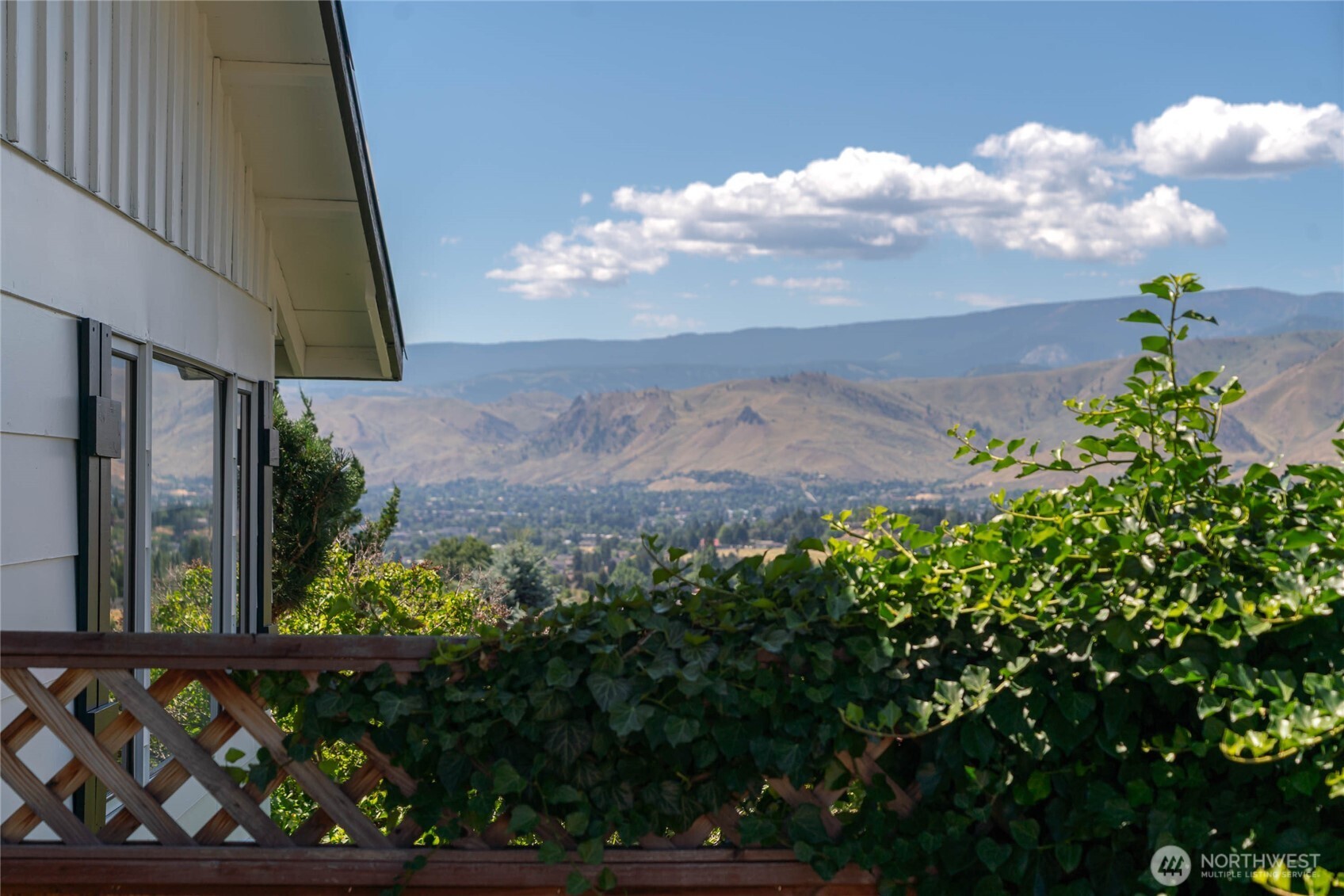 330 Sunnyslope Heights Property Photo 26