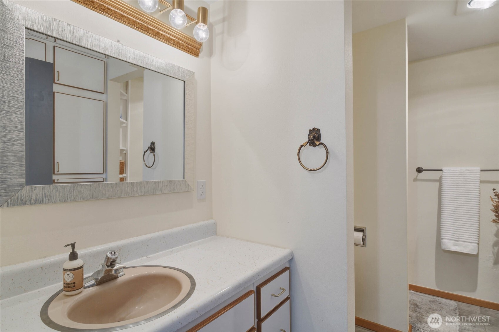 330 Sunnyslope Heights Property Photo 29