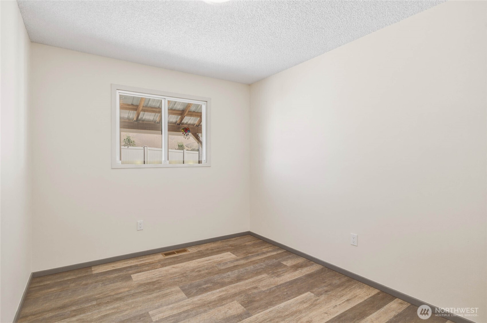 330 Sunnyslope Heights Property Photo 31