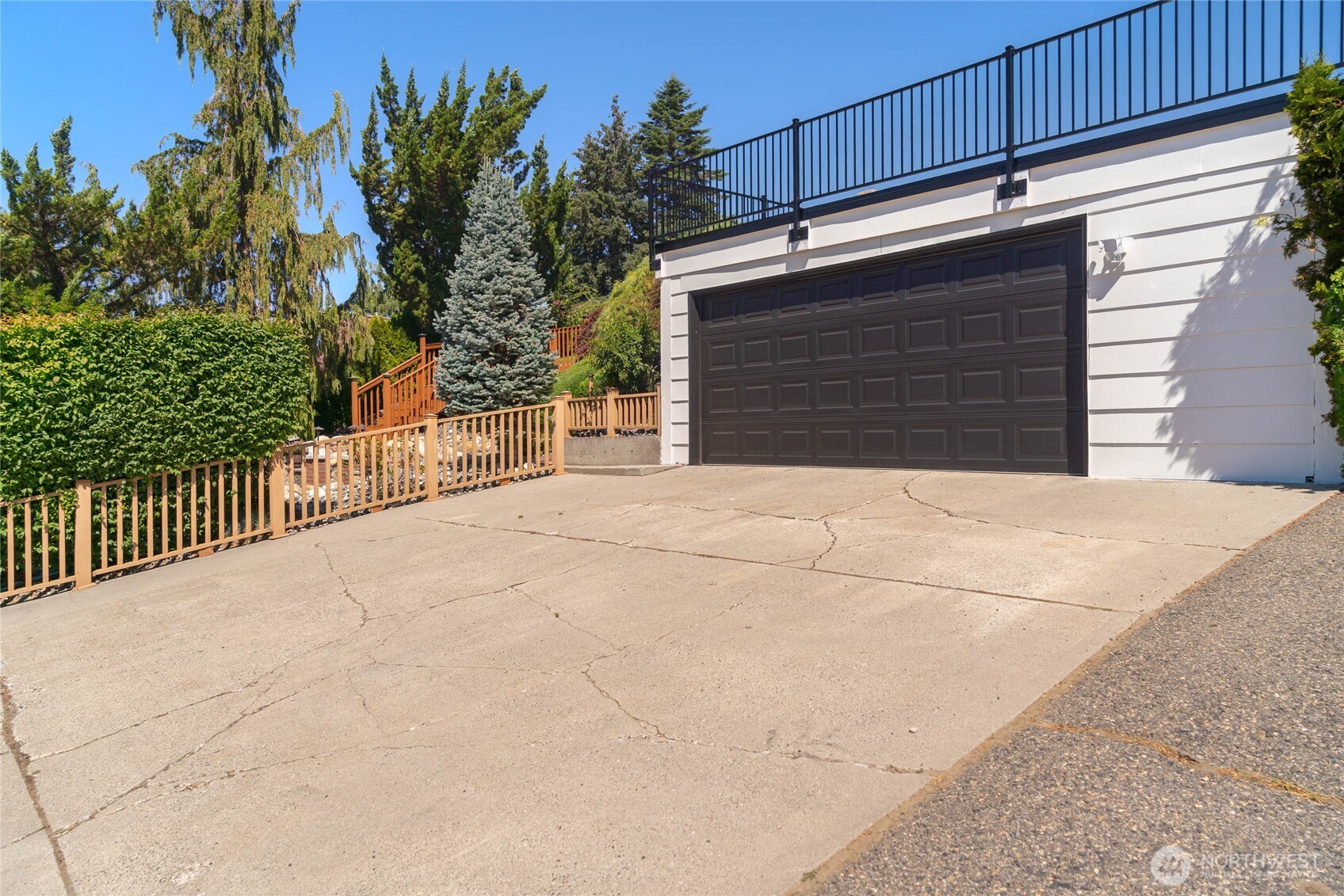 330 Sunnyslope Heights Property Photo 37