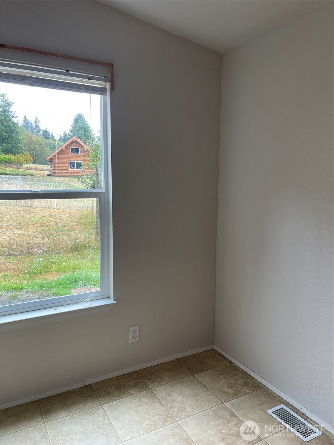 64 Cosset Lane Property Photo 16