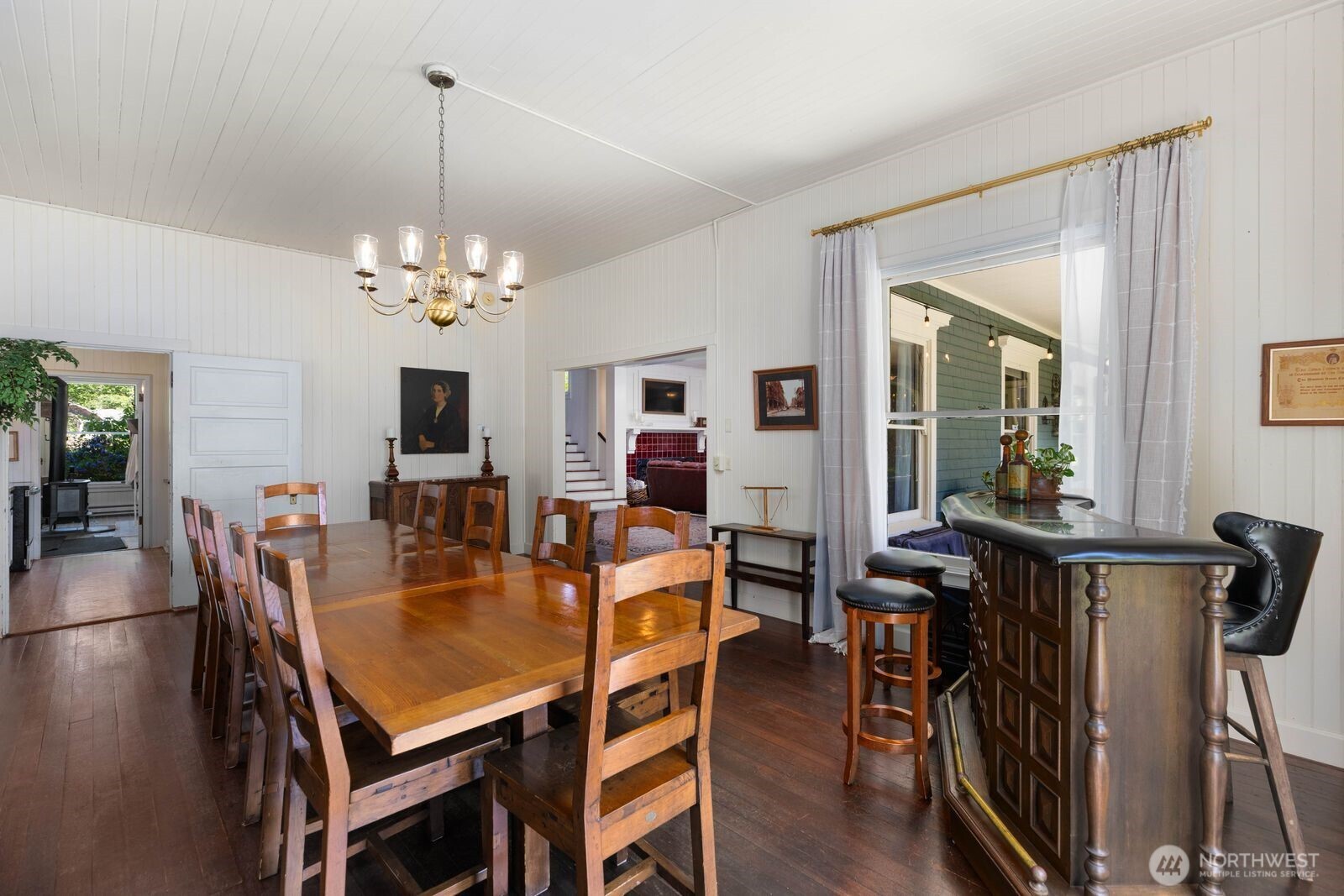 2415 Willows Road Property Photo 15
