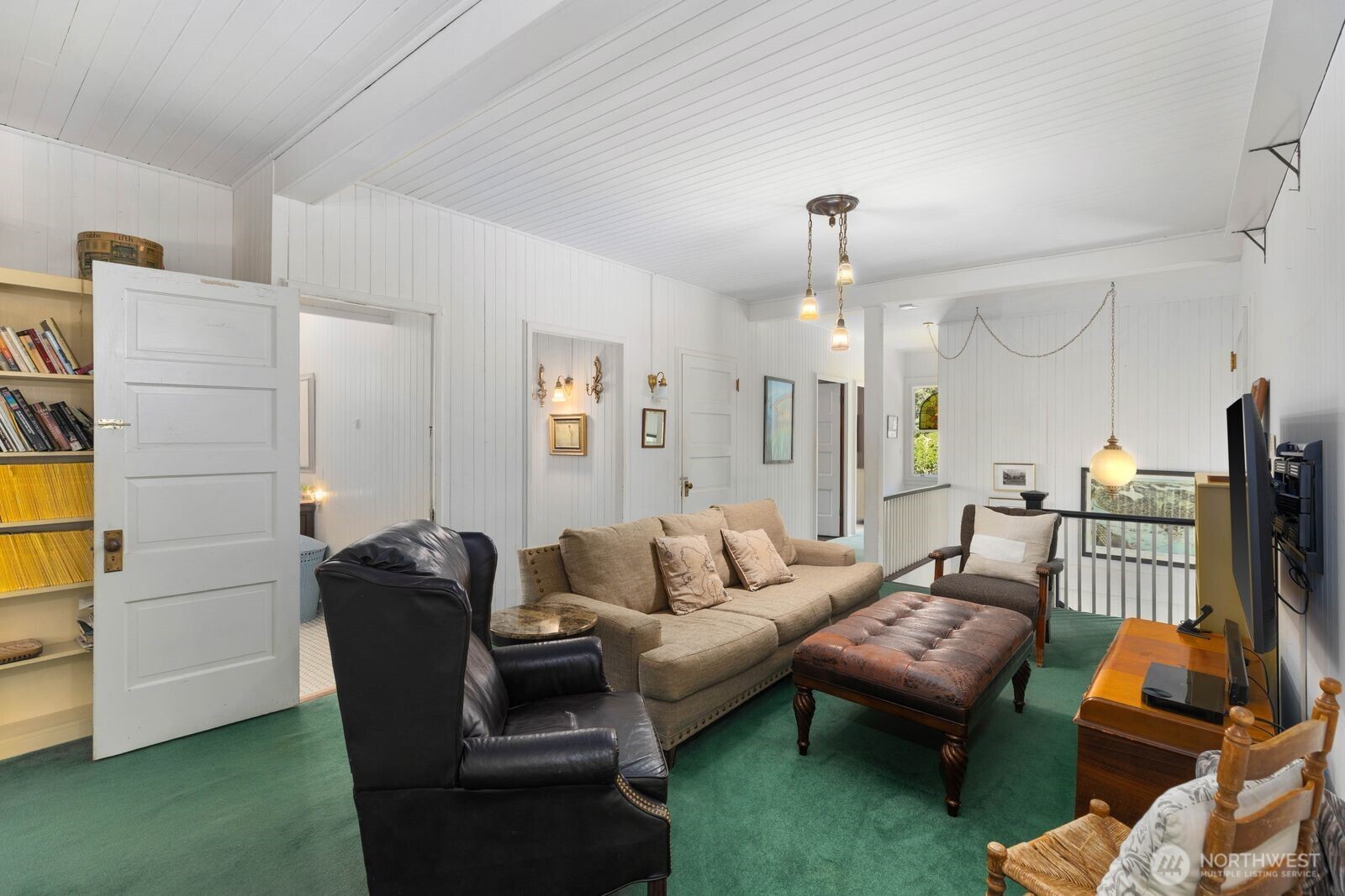 2415 Willows Road Property Photo 24