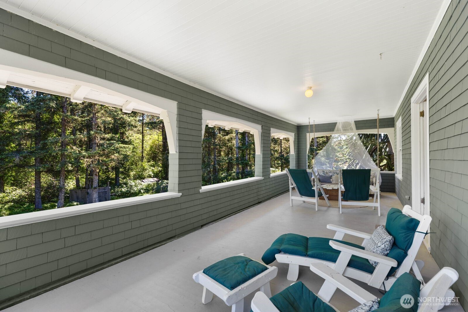 2415 Willows Road Property Photo 31