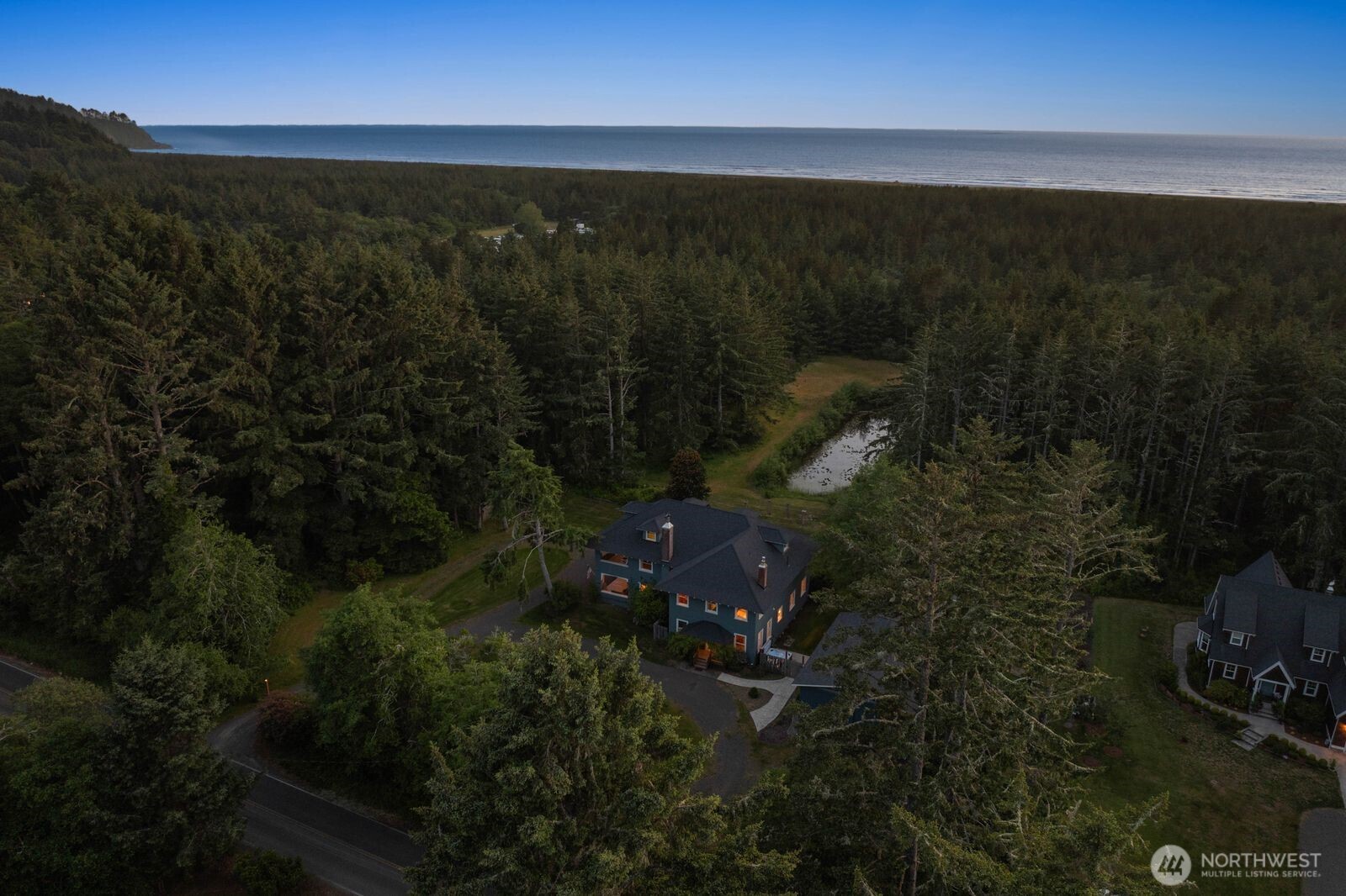 2415 Willows Road Property Photo 40