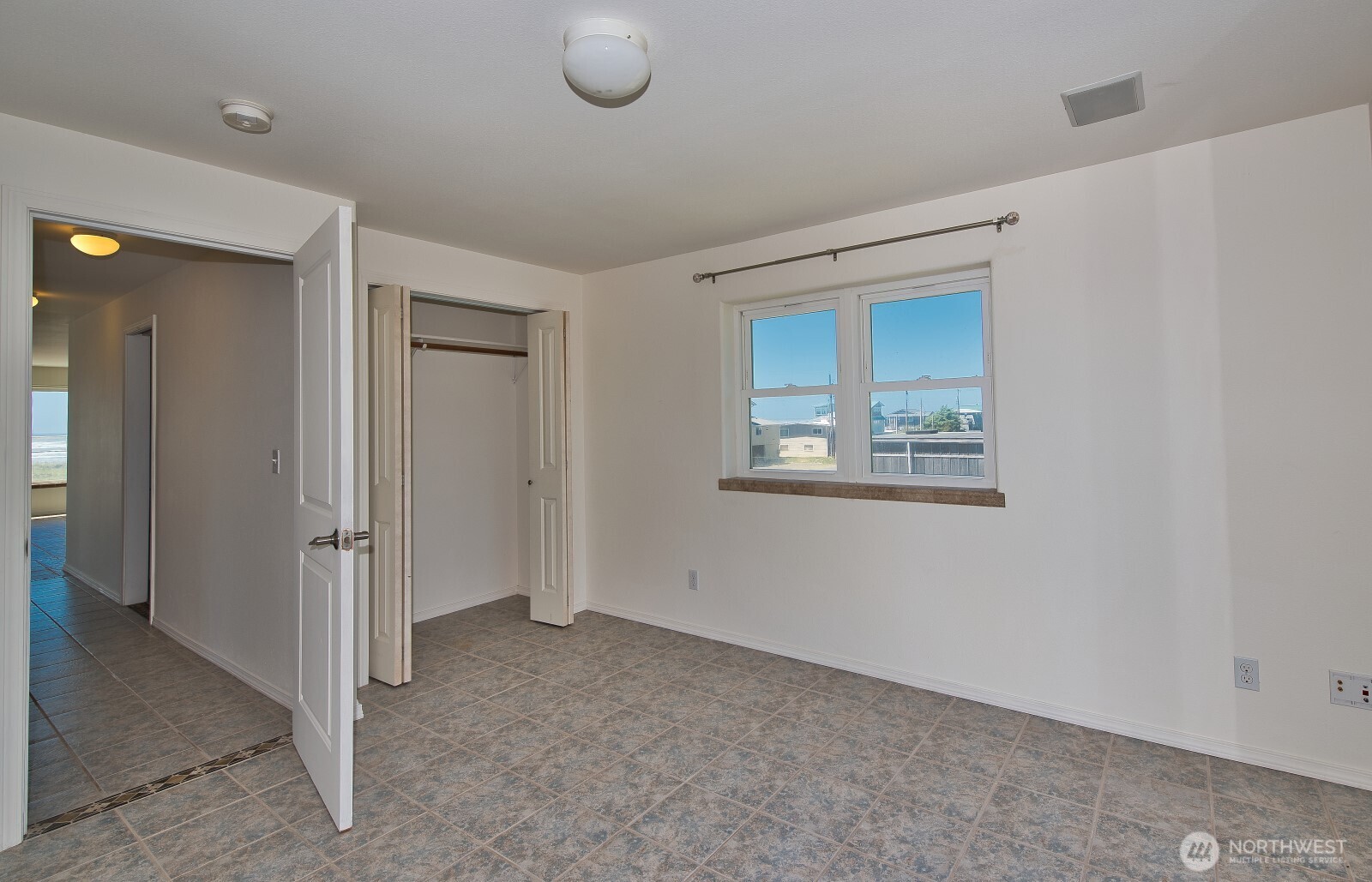 48140 Pacific Avenue Property Photo 11