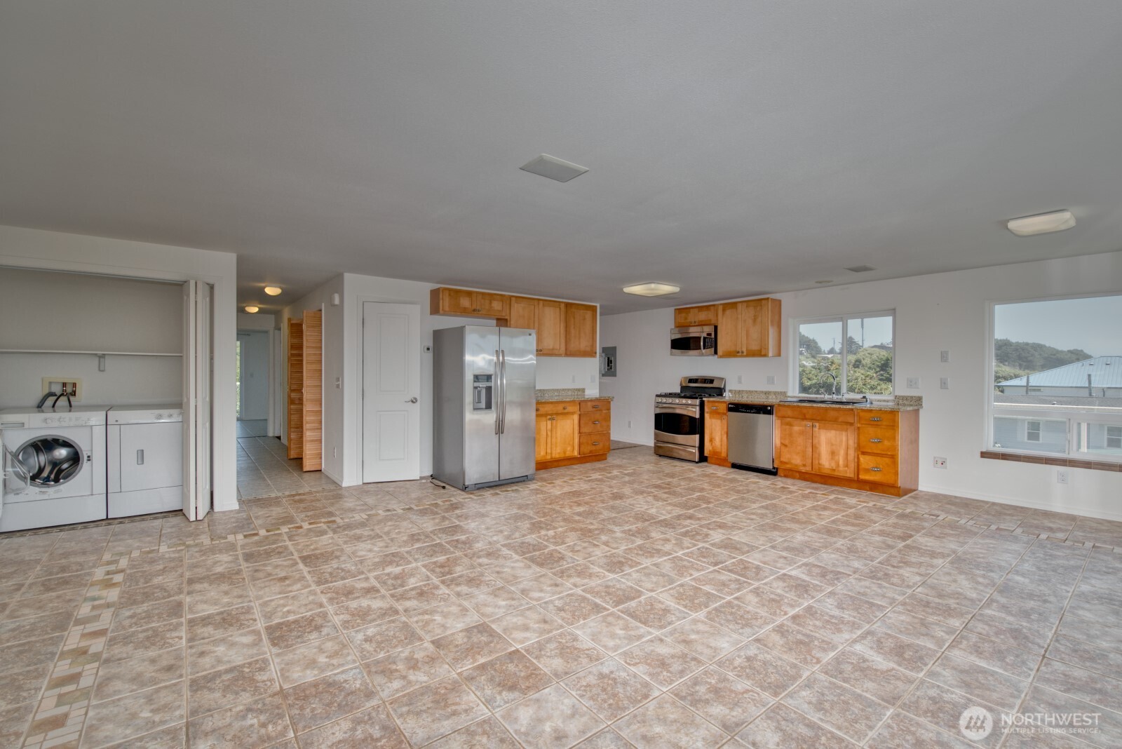 48140 Pacific Avenue Property Photo 14