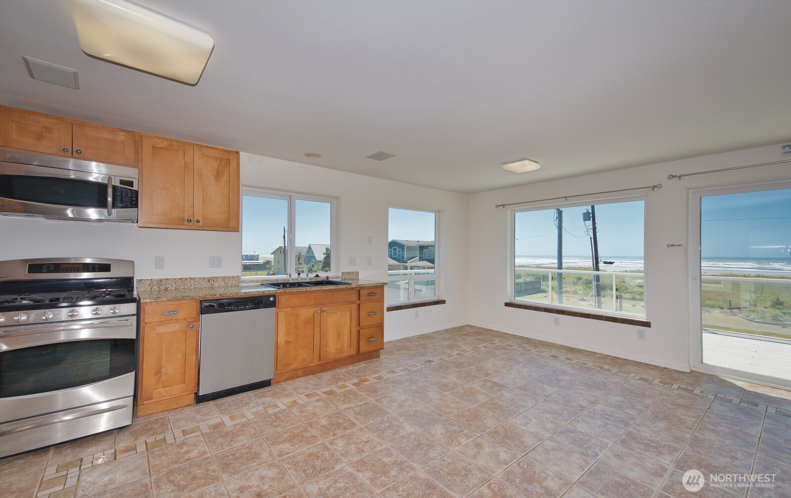 48140 Pacific Avenue Property Photo 15