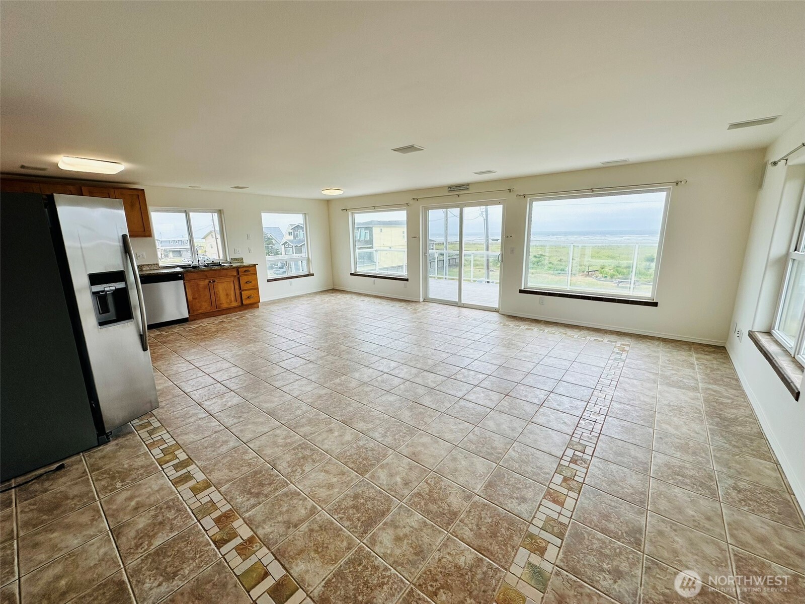 48140 Pacific Avenue Property Photo 16