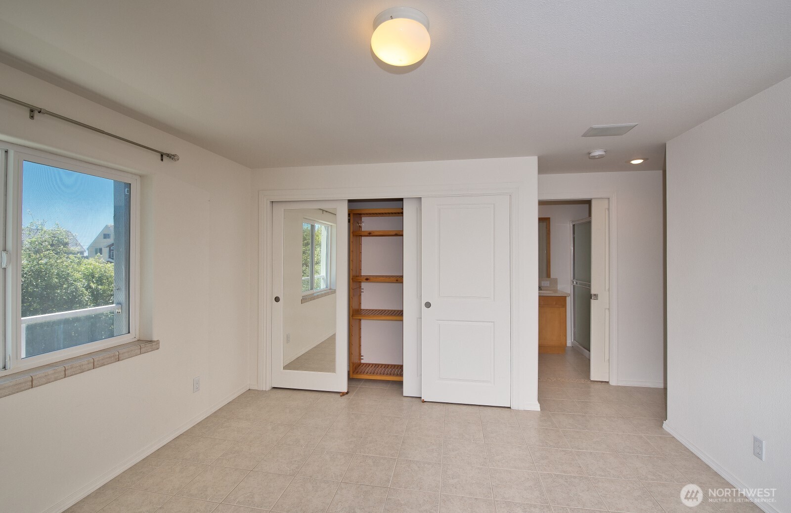 48140 Pacific Avenue Property Photo 18