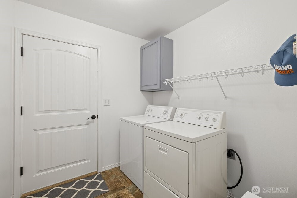 225 Atterberry Drive Property Photo 21