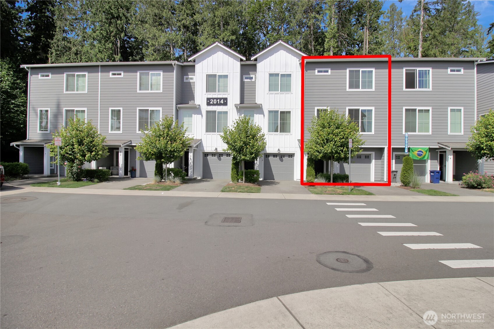 2014 101st Avenue 5 Property Photo 1