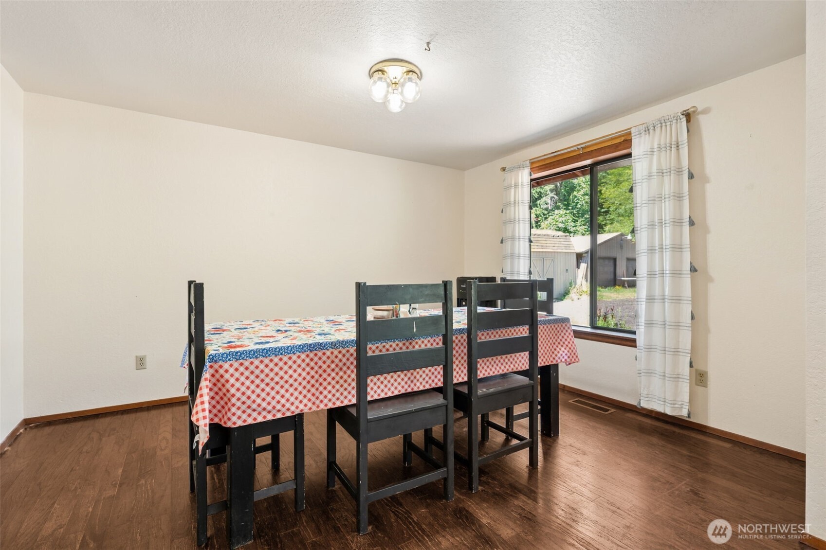 470 E Murray Road Property Photo 16