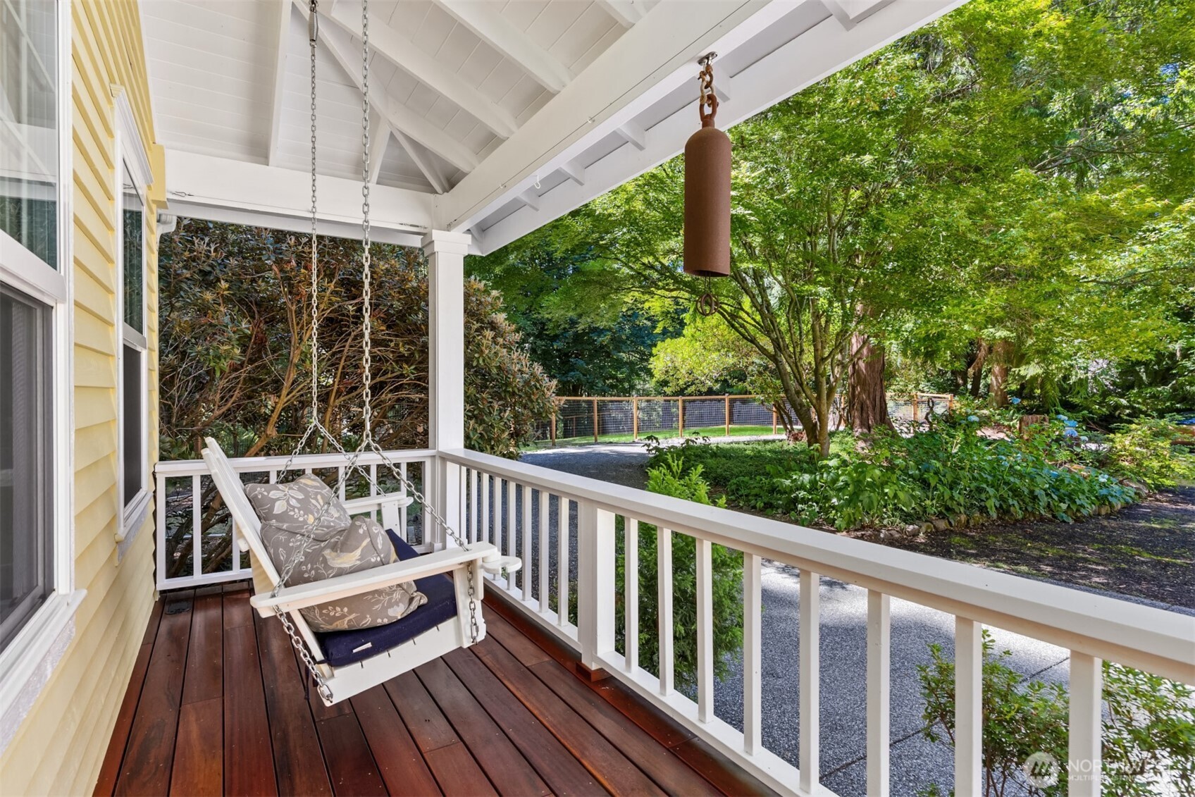 8363 Ne Sumanee Place Property Photo 3
