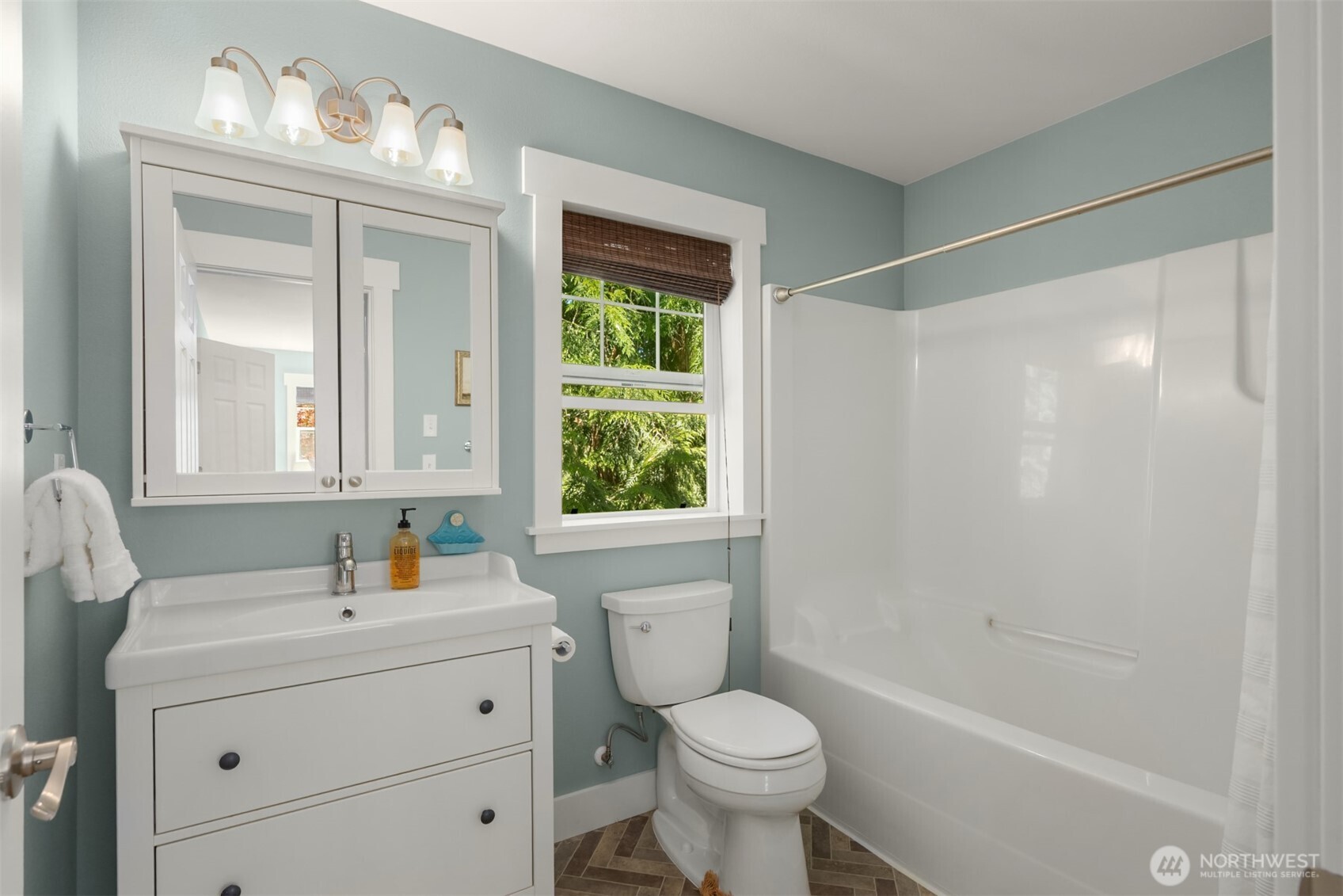 8363 Ne Sumanee Place Property Photo 34