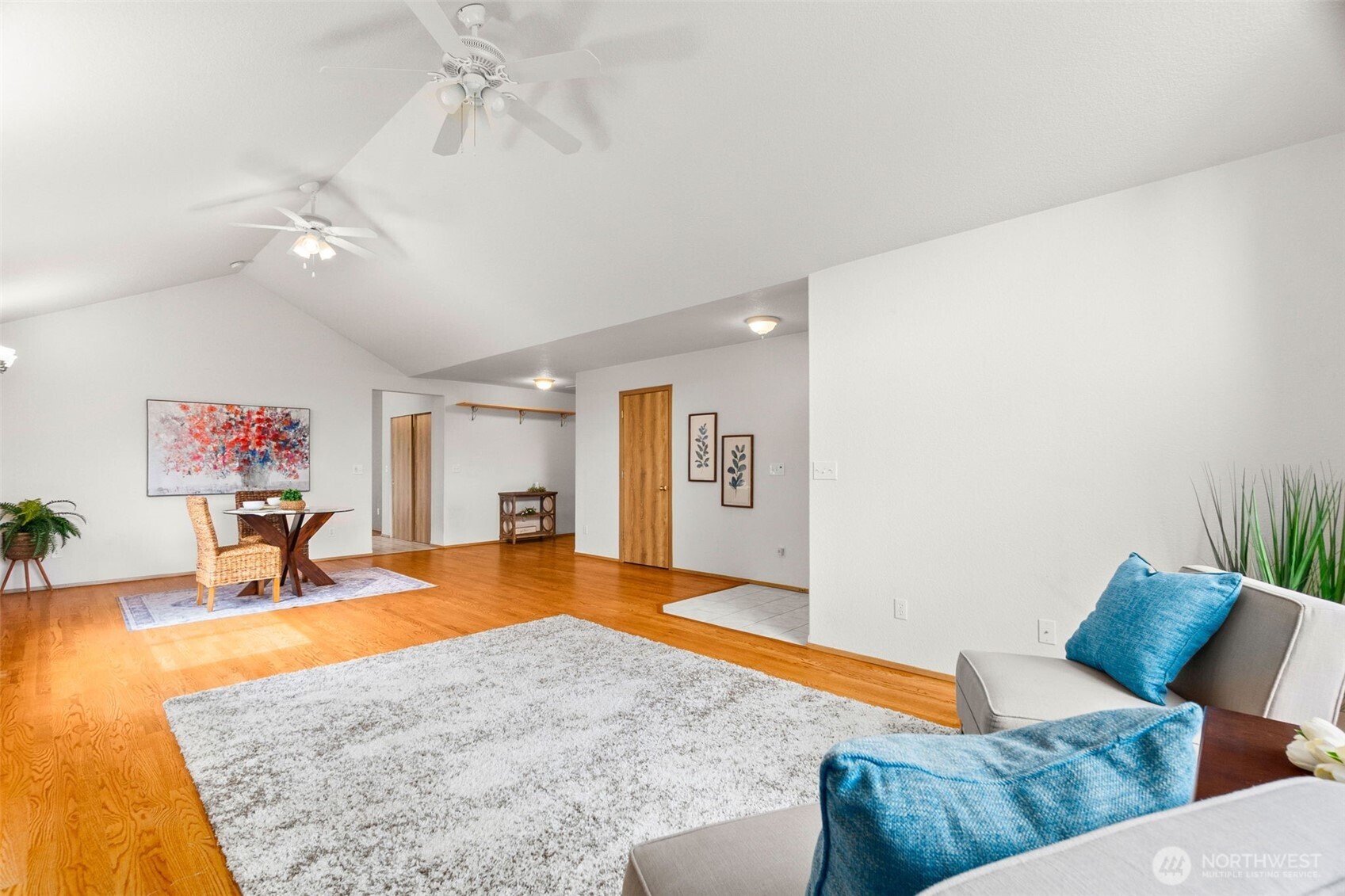 7049 Southwick Court Property Photo 10