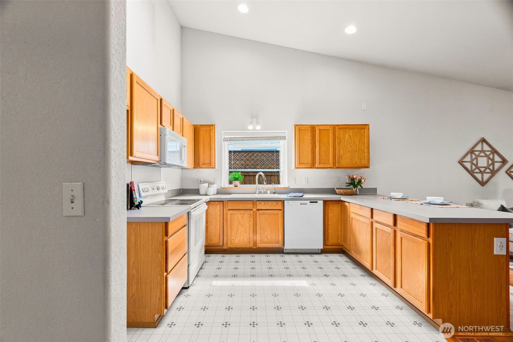 7049 Southwick Court Property Photo 14