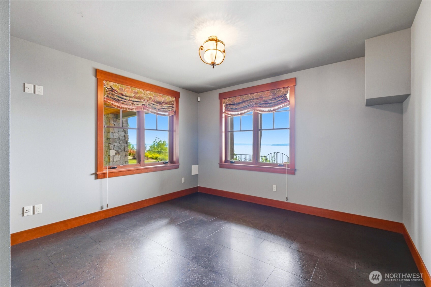 4898 S Camano Drive Property Photo 33