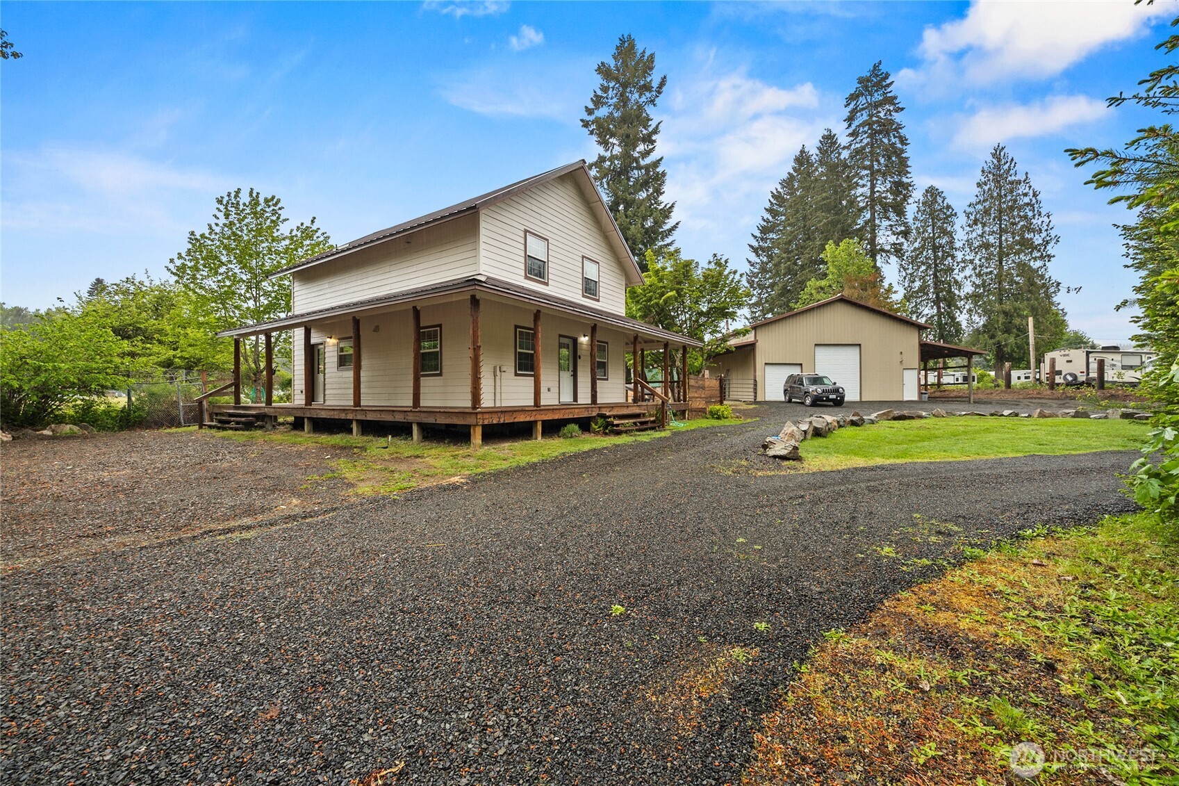 126 Tahoma Street Property Photo 2