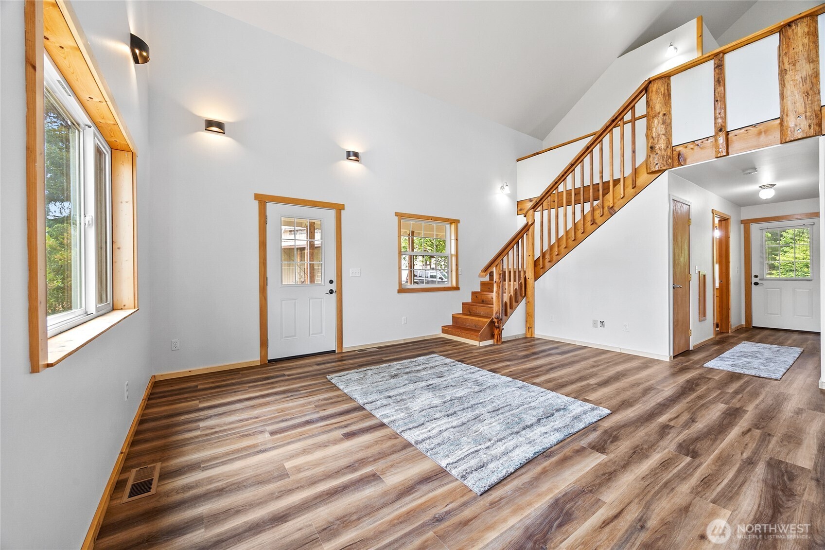 126 Tahoma Street Property Photo 10