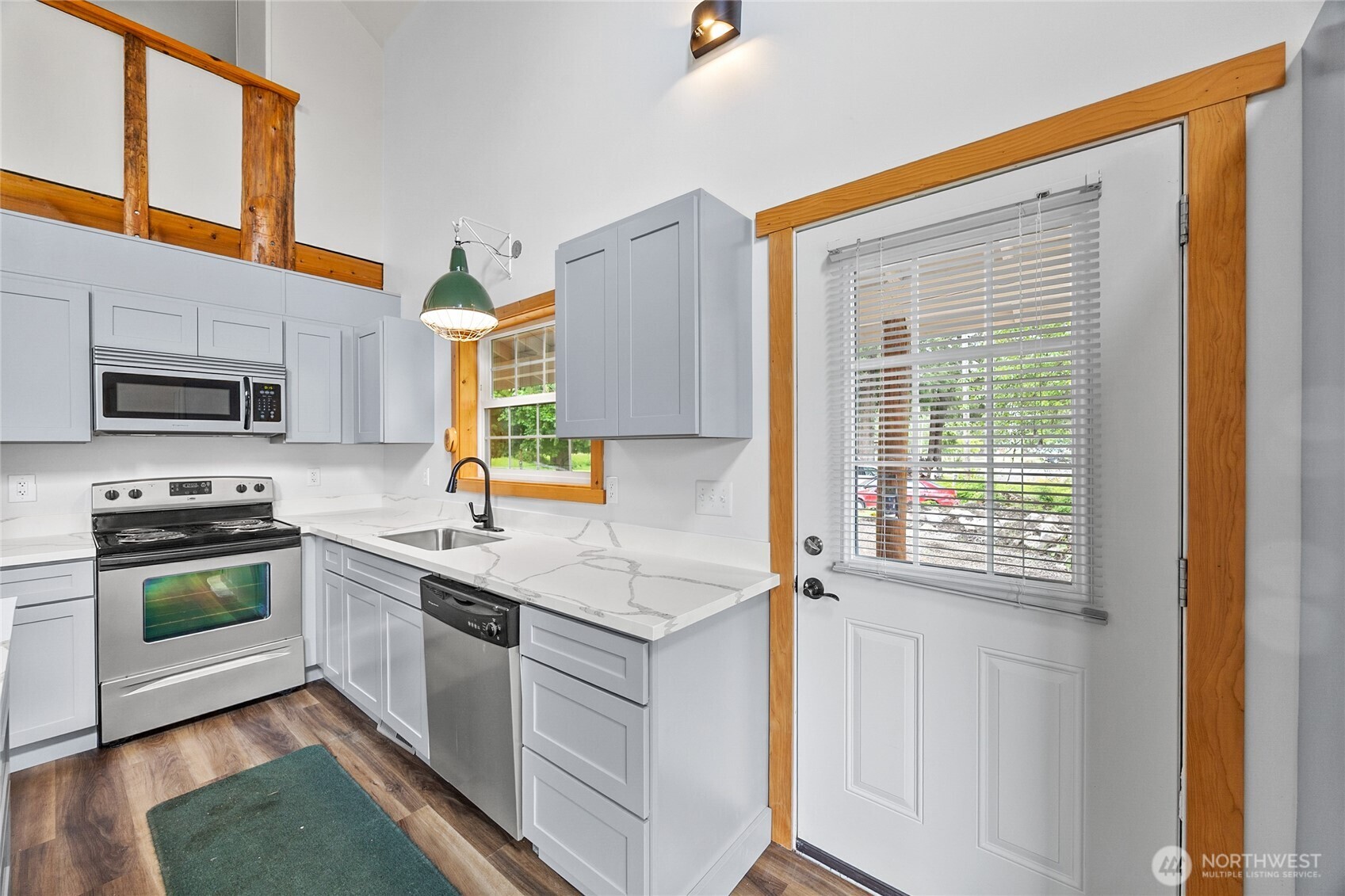126 Tahoma Street Property Photo 12