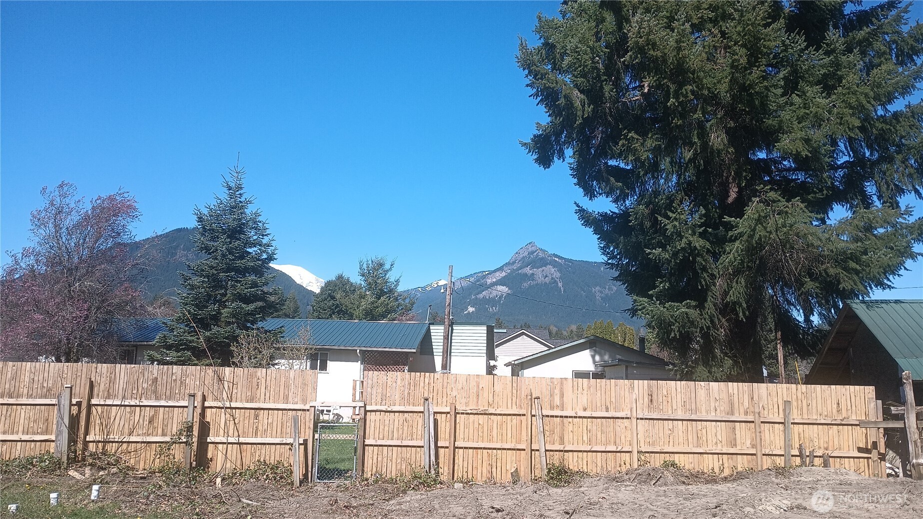 126 Tahoma Street Property Photo 36